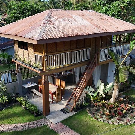 Khloe Serenity Guest House Batuan エクステリア 写真