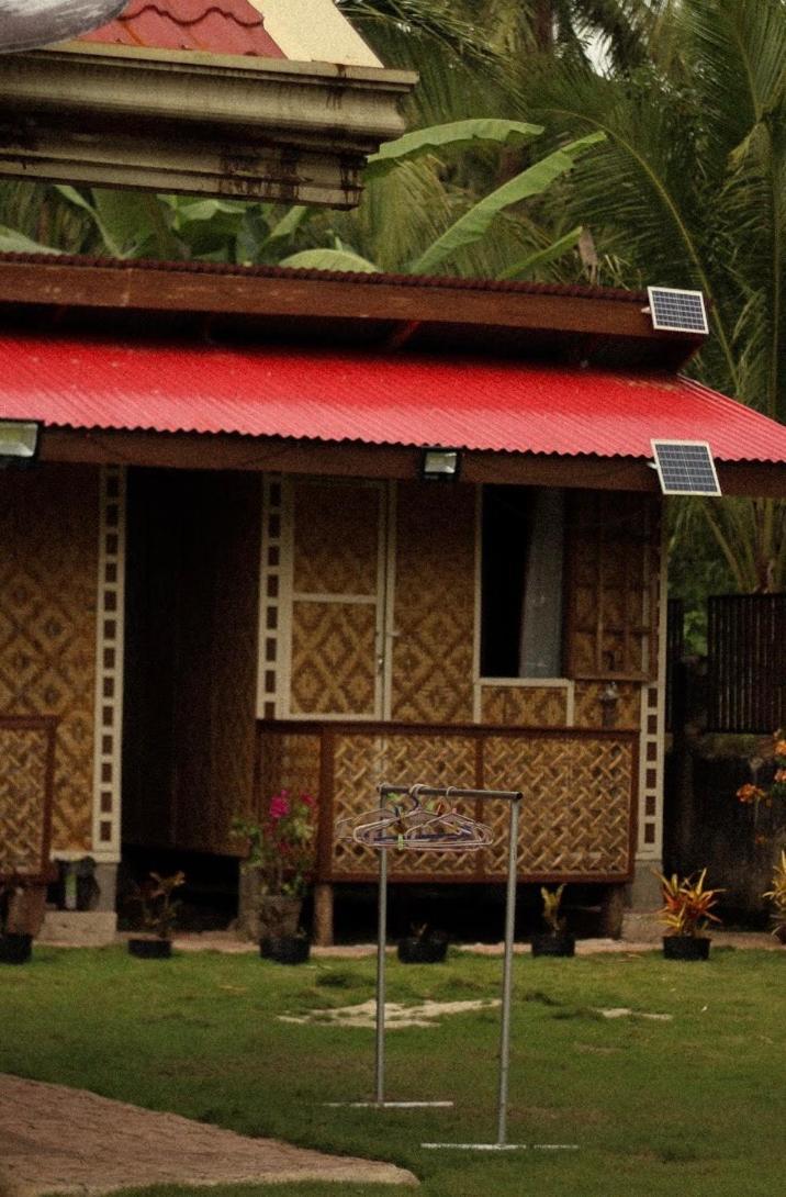 Khloe Serenity Guest House Batuan エクステリア 写真