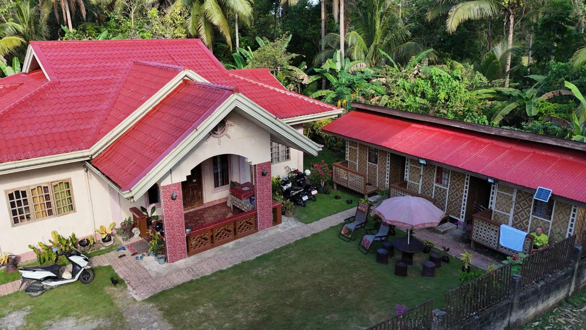 Khloe Serenity Guest House Batuan エクステリア 写真